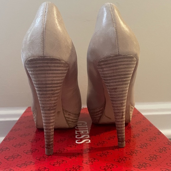 Tan Leather Heels Size 6. - Picture 5 of 6